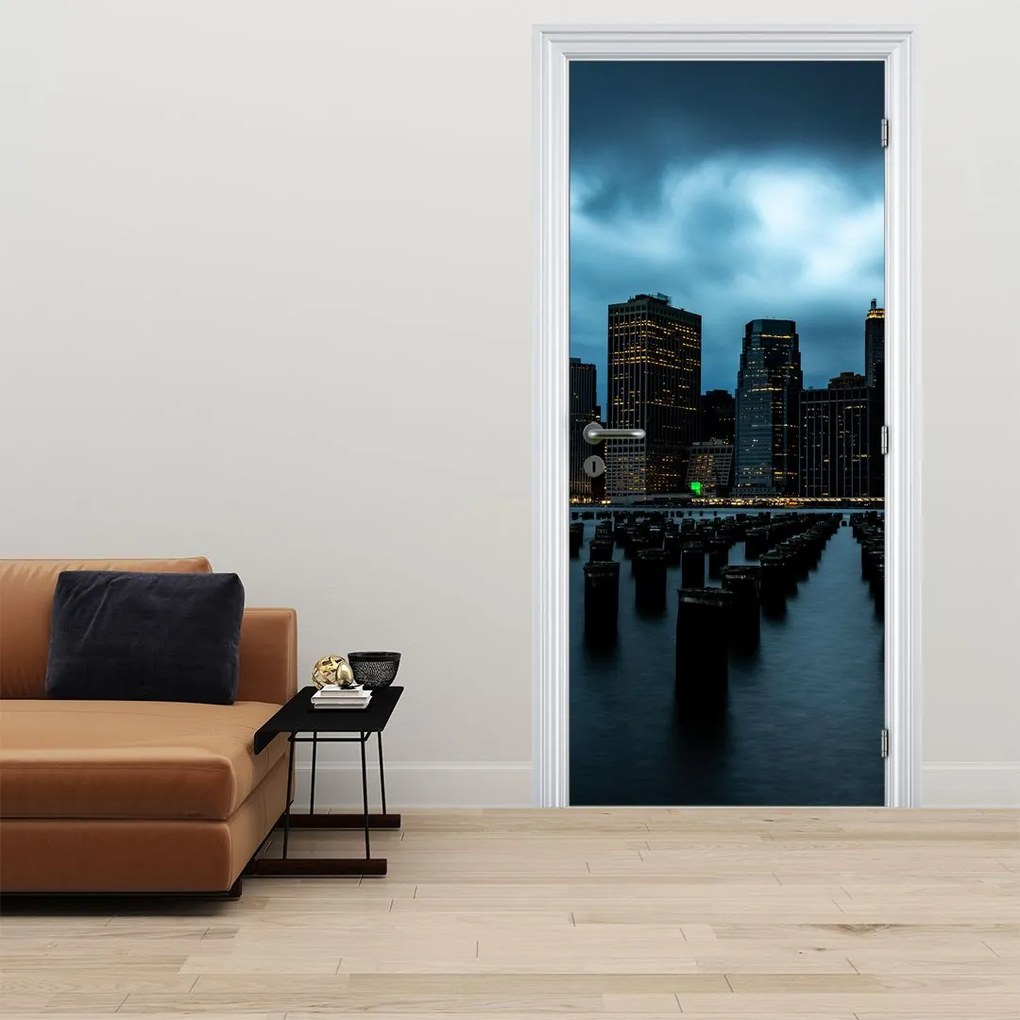 Fototapet pentru ușă - Vedere asupra zgârie-norilor din New York (95x205cm)