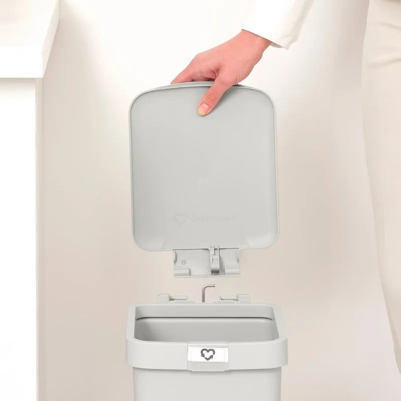 Coș cu pedală Brabantia StepUp 1008477, 10 L, Materiale ecologice, Deschidere mare, Gri deschis