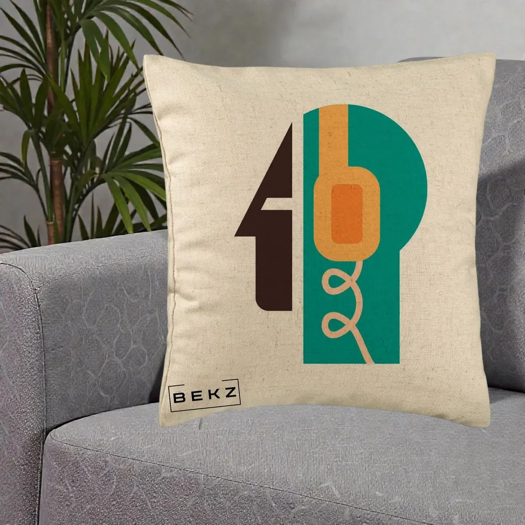 Perna Personalizata Retro Casti Muzicale, 40x40 cm, Bej, Husa Detasabila, Perna Inclusa, BEKZ®