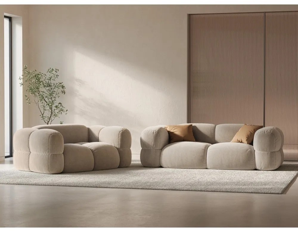 Canapea bej cu tapițerie din catifea 180 cm Loretto – Cosmopolitan Design