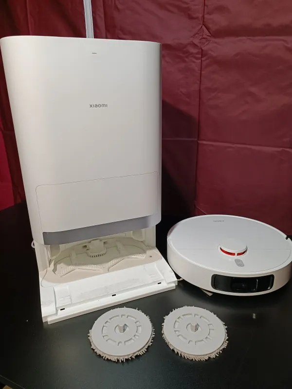 La mâna a doua: Aspirator robot Xiaomi X20+, 6000 Pa, 140 min, 0.35/4 l, Functie Mop, Statie de autogolire, Navigatie LDS, Evitarea obiectelor, Aplicatie mobila, Alb