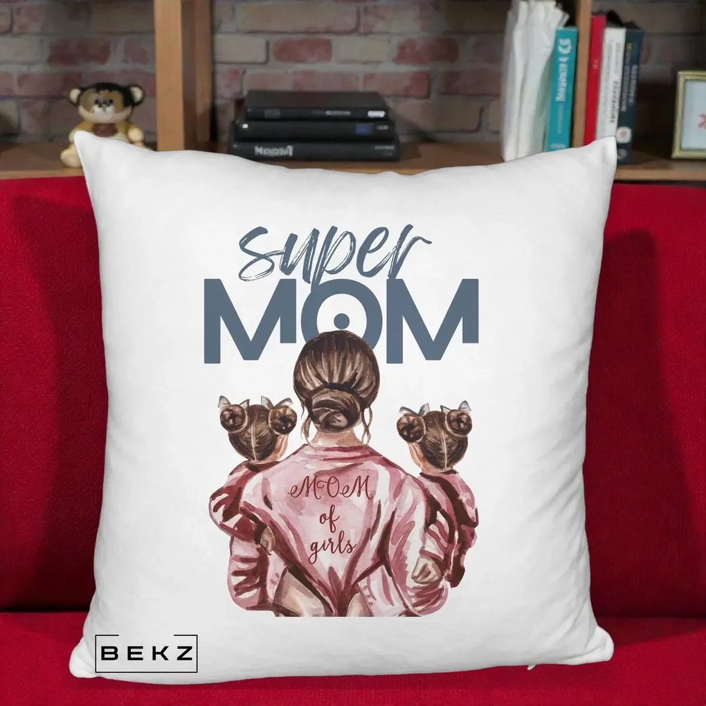 Cadou pentru Mama - Perna Personalizata Super Mom of Girls Mama cu Gemene, 40x40 cm, Alb Pufos, Husa Detasabila, Perna Inclusa, BEKZ®