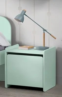 Set KIDDY în verde mentă format dintr-un Pat copii (90x200), noptieră, 2 rafturi de perete (45 și 65 cm) și o bară de siguranță.