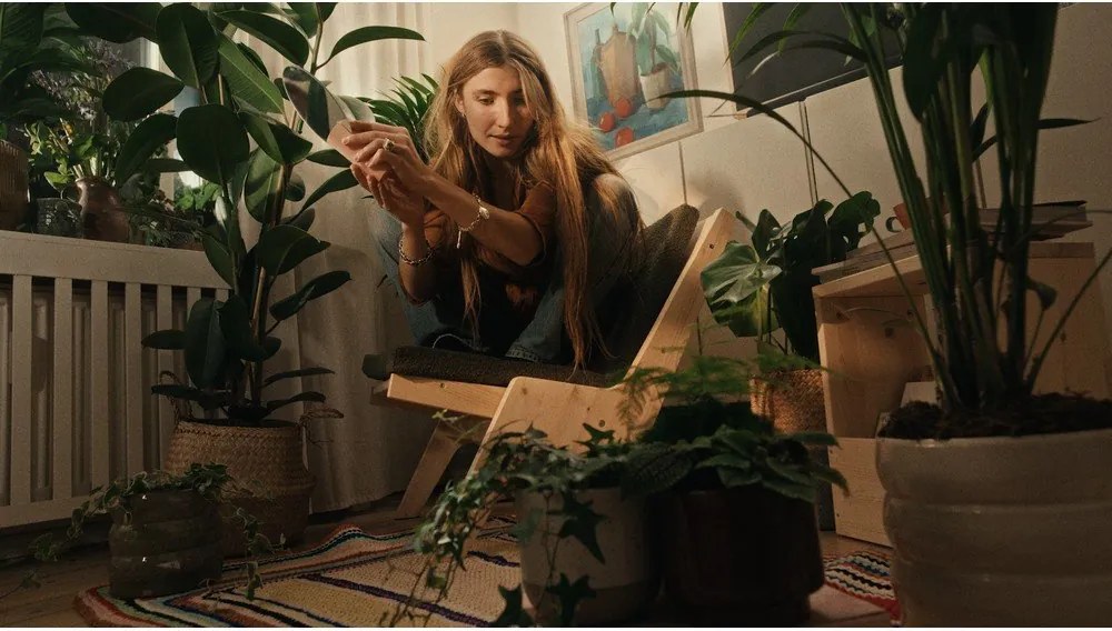 Fotoliu bej Sway – Karup Design