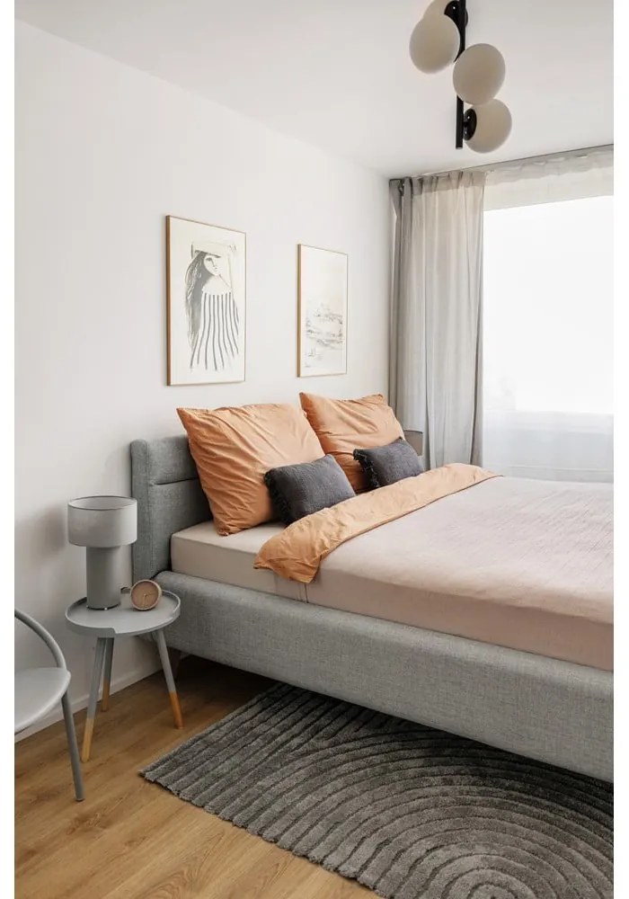 Pat matrimonial gri deschis tapițat cu spațiu de depozitare cu somieră 180x200 cm Lotte – Meise Möbel