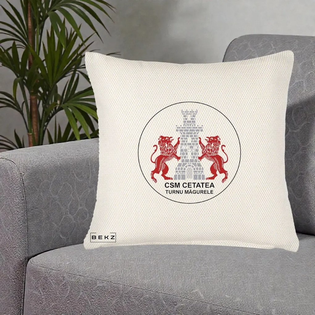 Perna Personalizata CSM Cetatea Turnu Magurele Fotbal, 40x40 cm, Crem Reliefat, Husa Detasabila, Perna Inclusa, BEKZ®