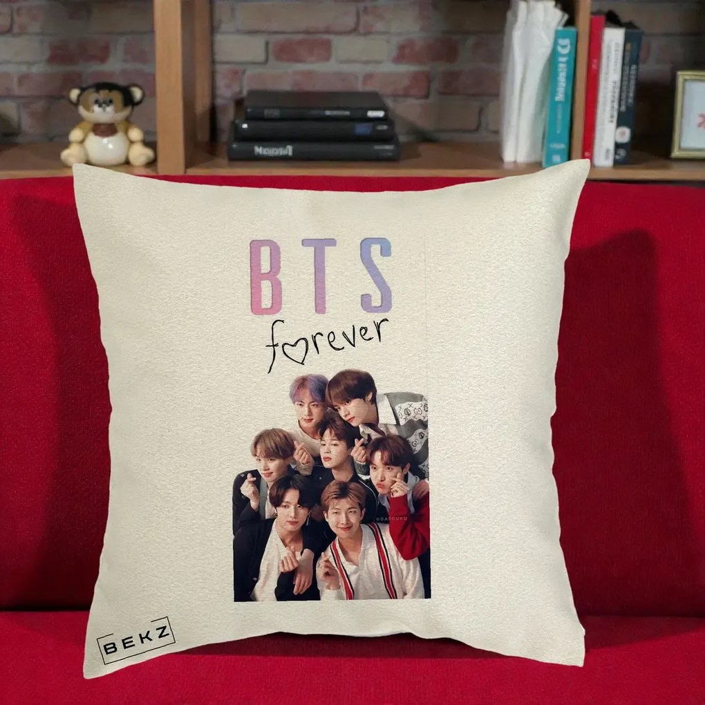 Perna Personalizata K-pop BTS Forever cu Foto Grup Negru, 40x40 cm, Ecru, Husa Detasabila, Perna Inclusa, BEKZ®