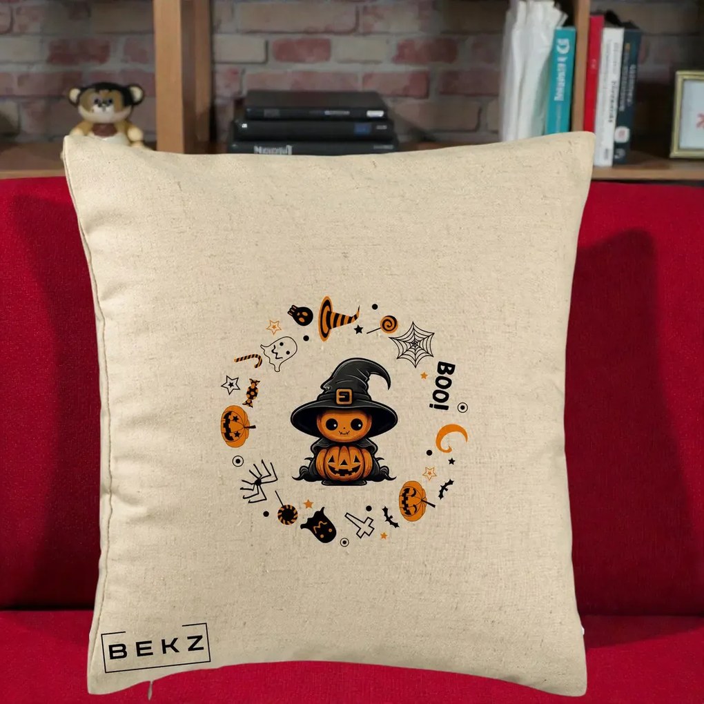 Perna Decorativa Halloween Dovleac Vrajitor Boo cu Simboluri, 40x40 cm, Bej, Husa Detasabila, Perna Inclusa, BEKZ®