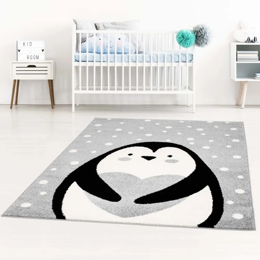 Covor de calitate, gri ,pentru copii, cu pinguin Lăţime: 160 cm | Lungime: 220 cm