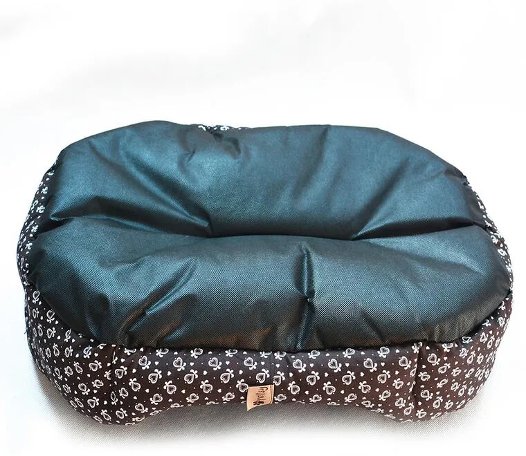 Culcuş pentru câine ALINTURI mărime M - 65 x 50 cm