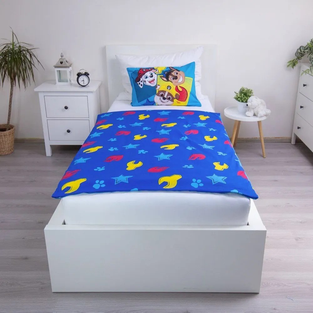 Lenjerie de pat pentru copii albastră din bumbac pentru pătuț 100x135 cm Paw Patrol "Pawsome days ahead" – Jerry Fabrics