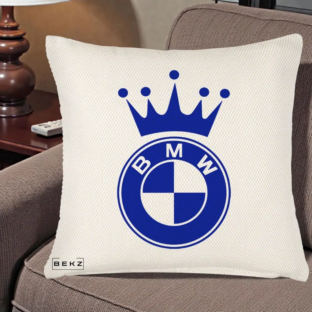 Perna Personalizata cu emblema BMW si Coroana, 40x40 cm, Crem Reliefat, Husa Detasabila, Perna Inclusa, BEKZ®