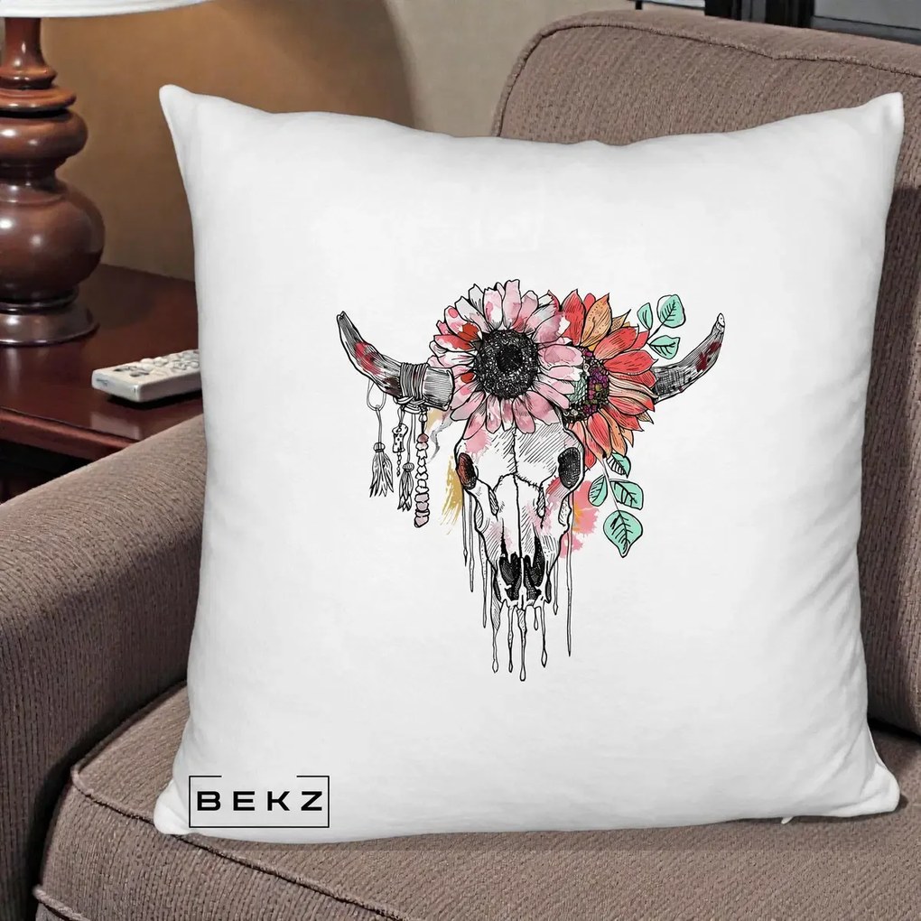 Perna Decorativa Craniu Boho Floral, 40x40 cm, Alb Pufos, Husa Detasabila, Perna Inclusa, BEKZ®