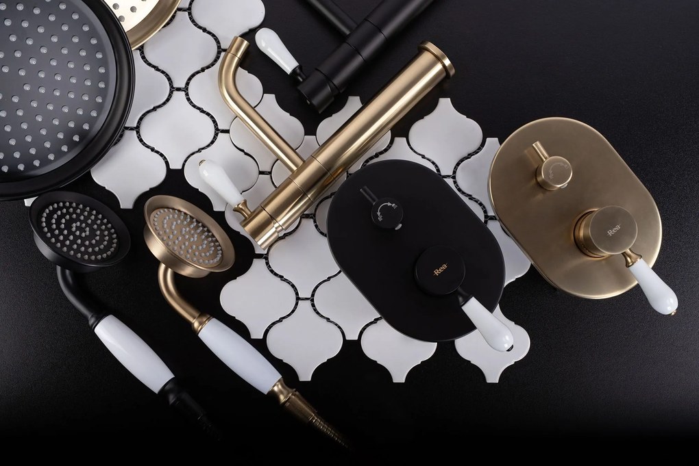 Baterie pentru baie Rea Serra Brush Gold high