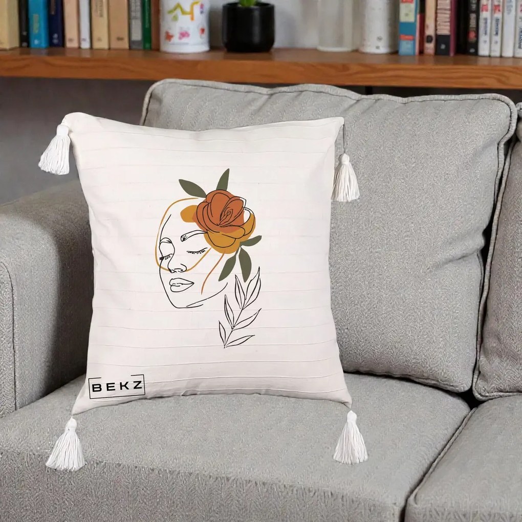 Perna Decorativa Portret Feminin Trandafir Ruginiu, 40x40 cm, Bej cu Franjuri, Husa Detasabila, Perna Inclusa, BEKZ®