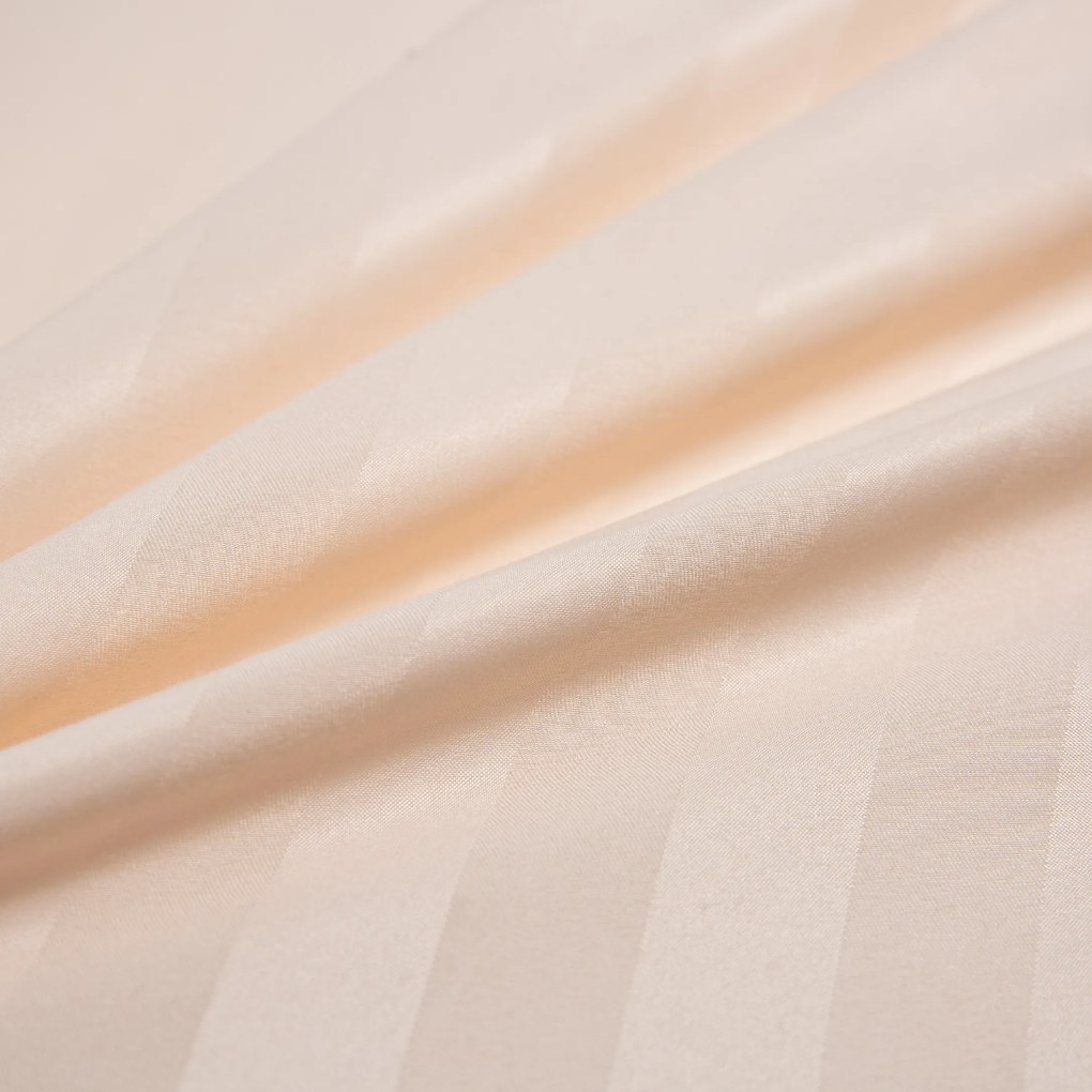 Lenjerie de pat hoteliera din microfibra JASMINE sampanie - dunga 2 cm Dimensiunile lenjeriei: 70 x 90 cm | 140 x 200 cm