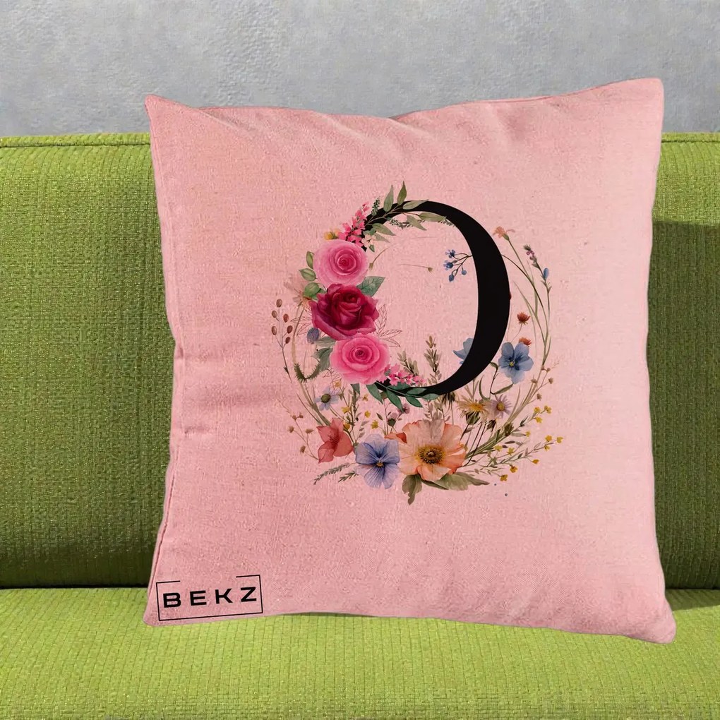 Cadou Personalizat - Perna Personalizata Monogram Litera O cu Flori Acuarela, 40x40 cm, Roz, Husa Detasabila, Perna Inclusa, BEKZ®