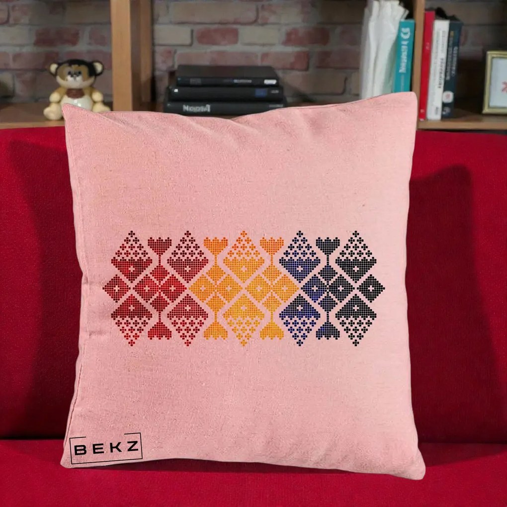 Perna Personalizata Motiv Tricolor Romanesc Broderie, 40x40 cm, Roz, Husa Detasabila, Perna Inclusa, BEKZ®