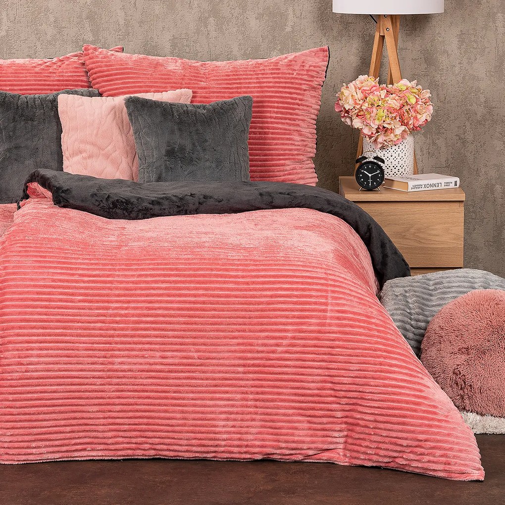 Lenjerie de pat din microflanel 4Home Stripe roz, 140 x 200 cm, 70 x 90 cm