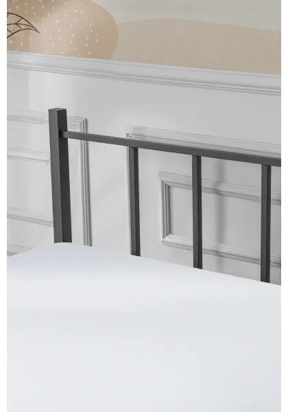 Pat metalic dublu ORMEL 120 x 200 cm, negru, capacitate de încărcare 120 kg