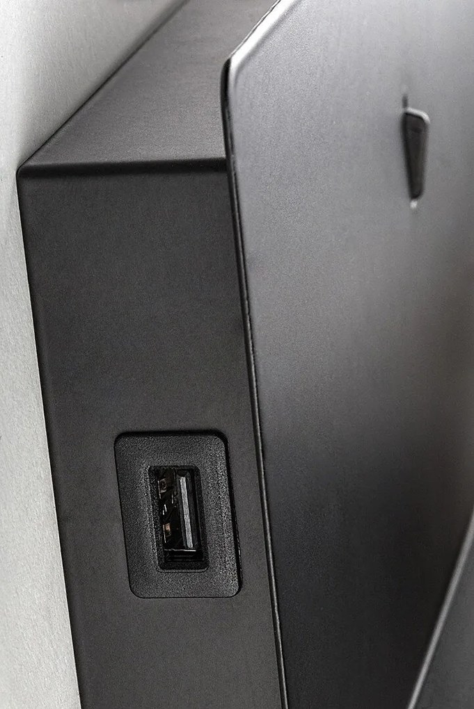 Aplica de perete LED cu port USB Aranzo