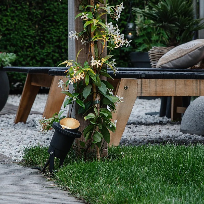 Spotlight cu pichet pentru gradina negru inclusiv cablu si priza IP65 - Done