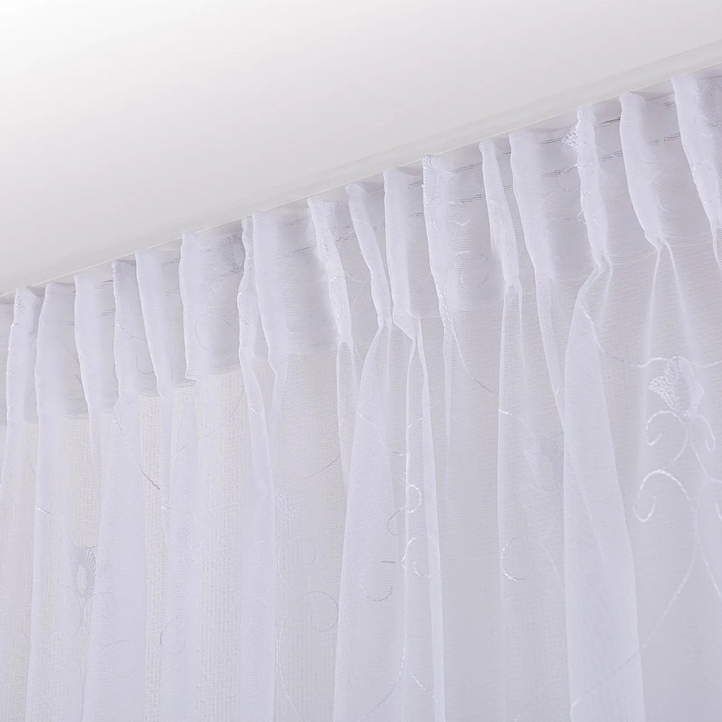 Draperie cu banda