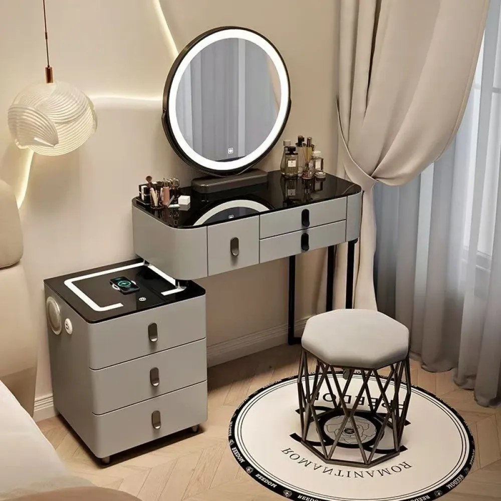 Set MIRANDA, Masă de toaletă pentru machiaj cu oglindă iluminată LED, control touch, comoda, scaun, Difuzor Bluetooth, zona încărcare fără fir, port de încărcare USB, Gri