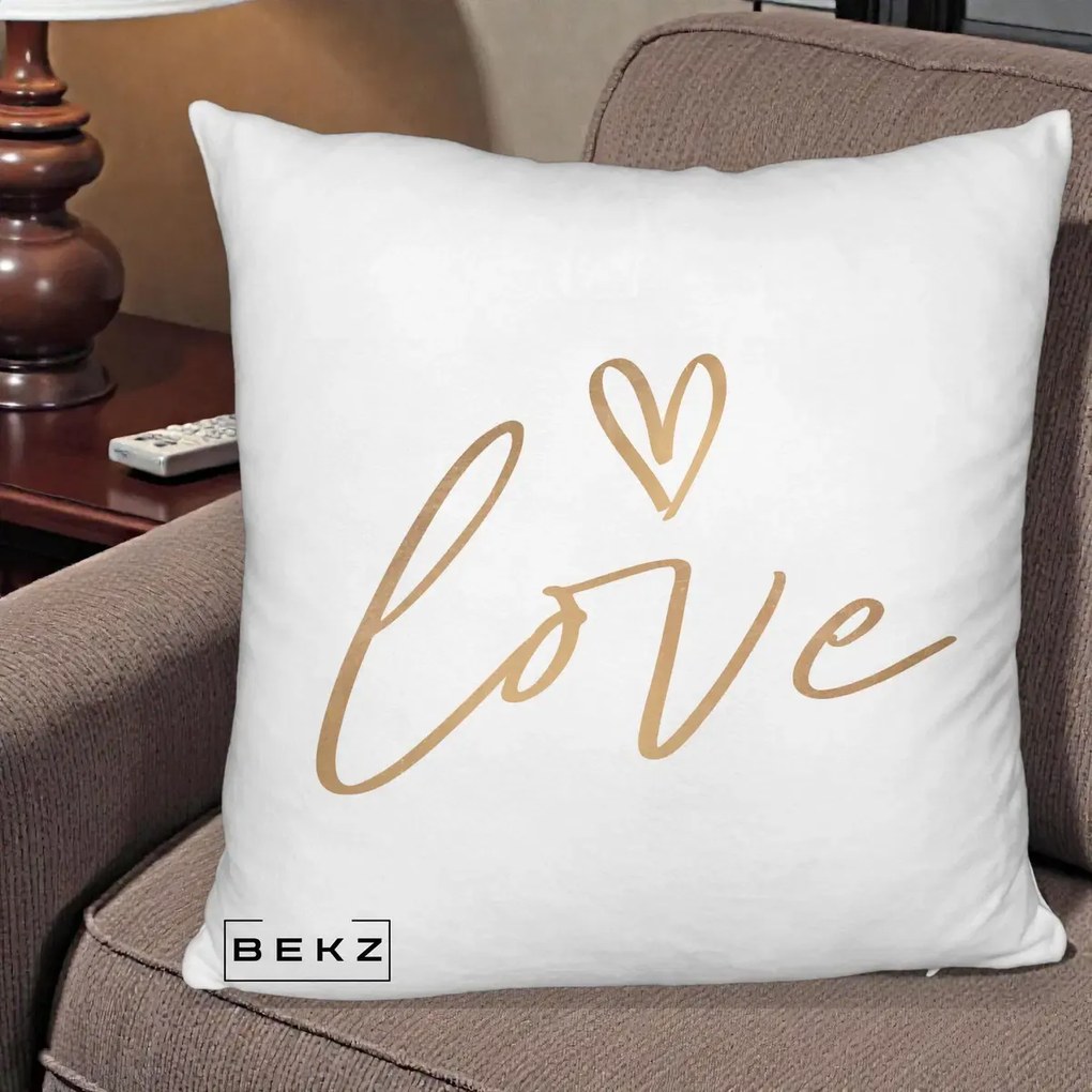 Perna personalizata romantica: Love Caligrafie Aurie, 40x40 cm cu Umplutura, Alb Pufos, BEKZ
