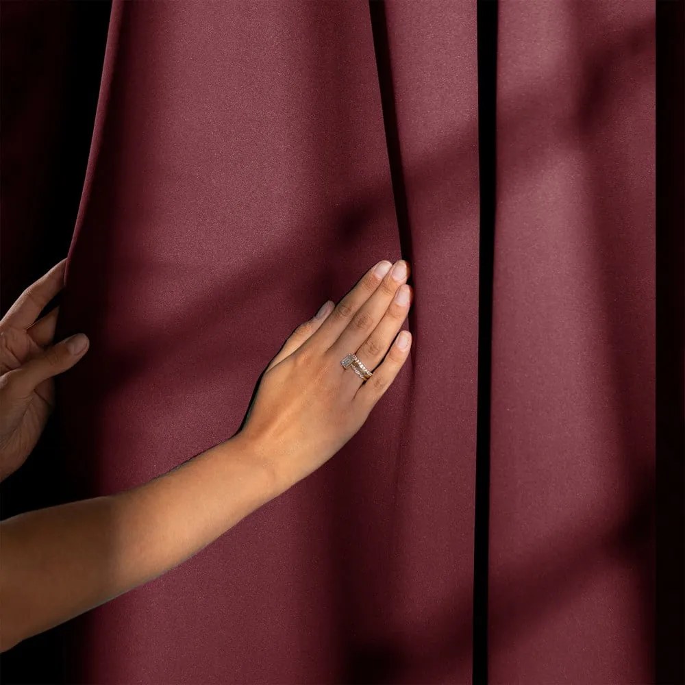 Draperie burgundy dimout (semi-opacă) 140x270 cm Kierra – Restilo