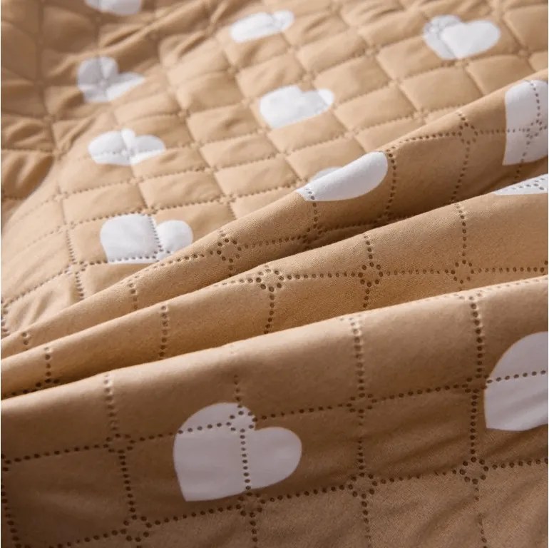 Cuvertura de pat CARAMHEART, maroniu Dimensiune: 170 x 210 cm
