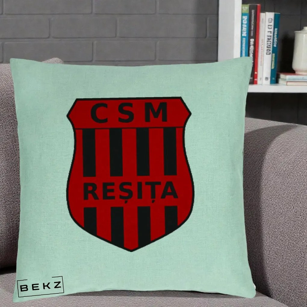 Perna Personalizata CSM Resita Fotbal, 40x40 cm, Verde Menta, Husa Detasabila, Perna Inclusa, BEKZ®