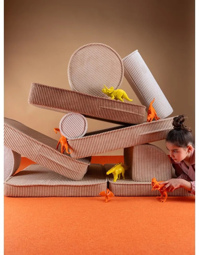 Canapea pentru copii maro cu tapițerie din catifea reiată 132 cm Settee – Wigiwama