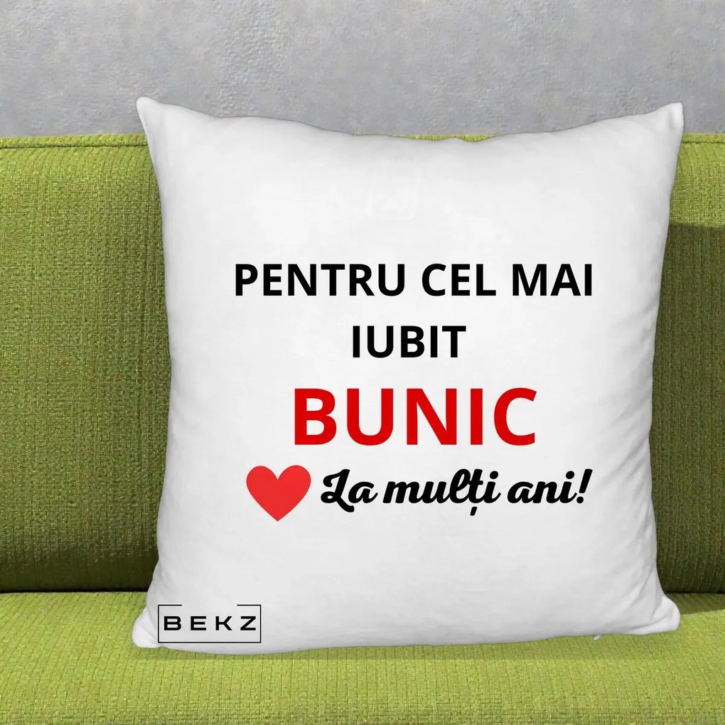Cadou pentru Bunic - Perna Personalizata Pentru Cel Mai Iubit Bunic La Multi Ani Rosu, 40x40 cm, Alb Pufos, Husa Detasabila, Perna Inclusa, BEKZ®