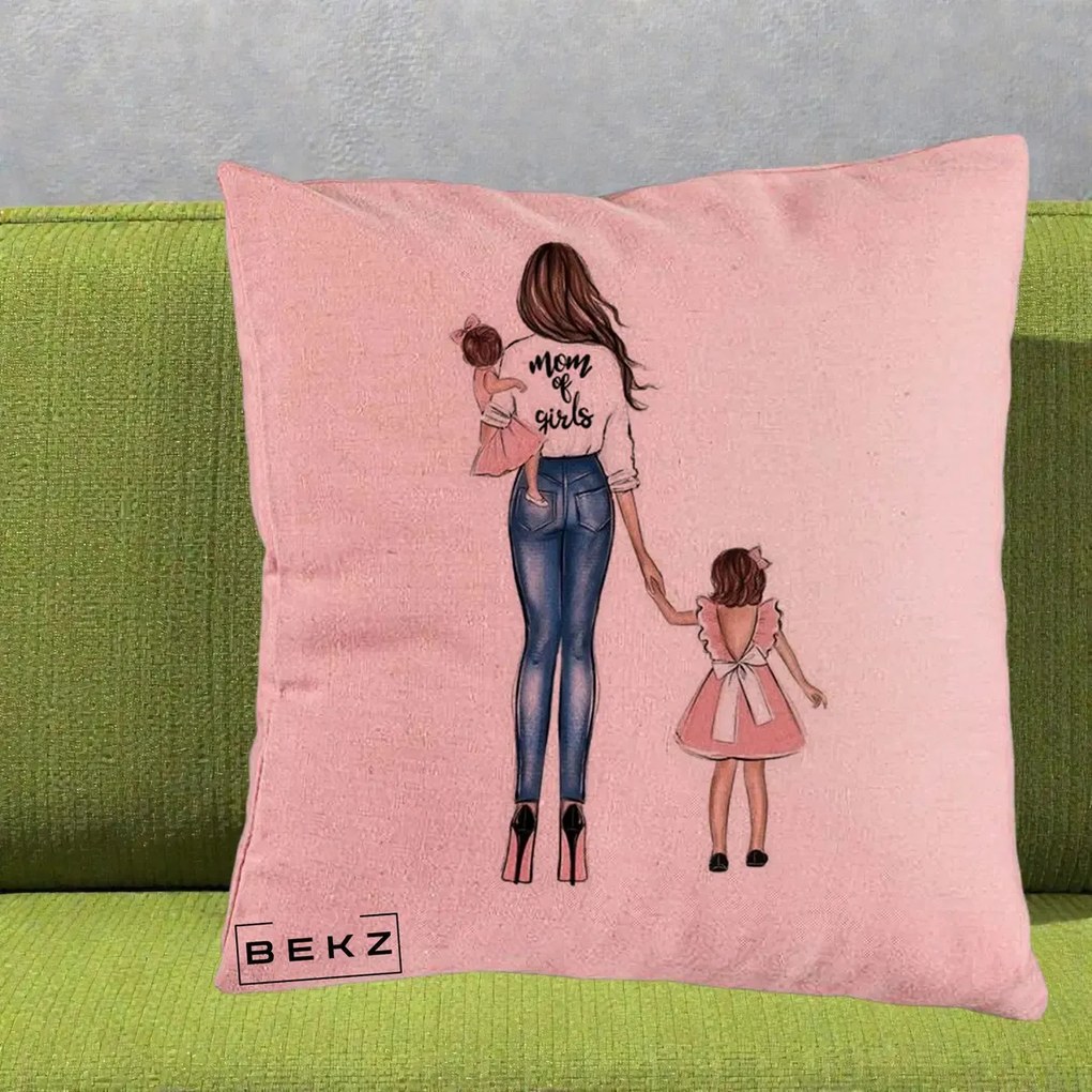 Cadou pentru Mama - Perna Personalizata Mom of Girls Mama cu Fetele, 40x40 cm, Roz, Husa Detasabila, Perna Inclusa, BEKZ®