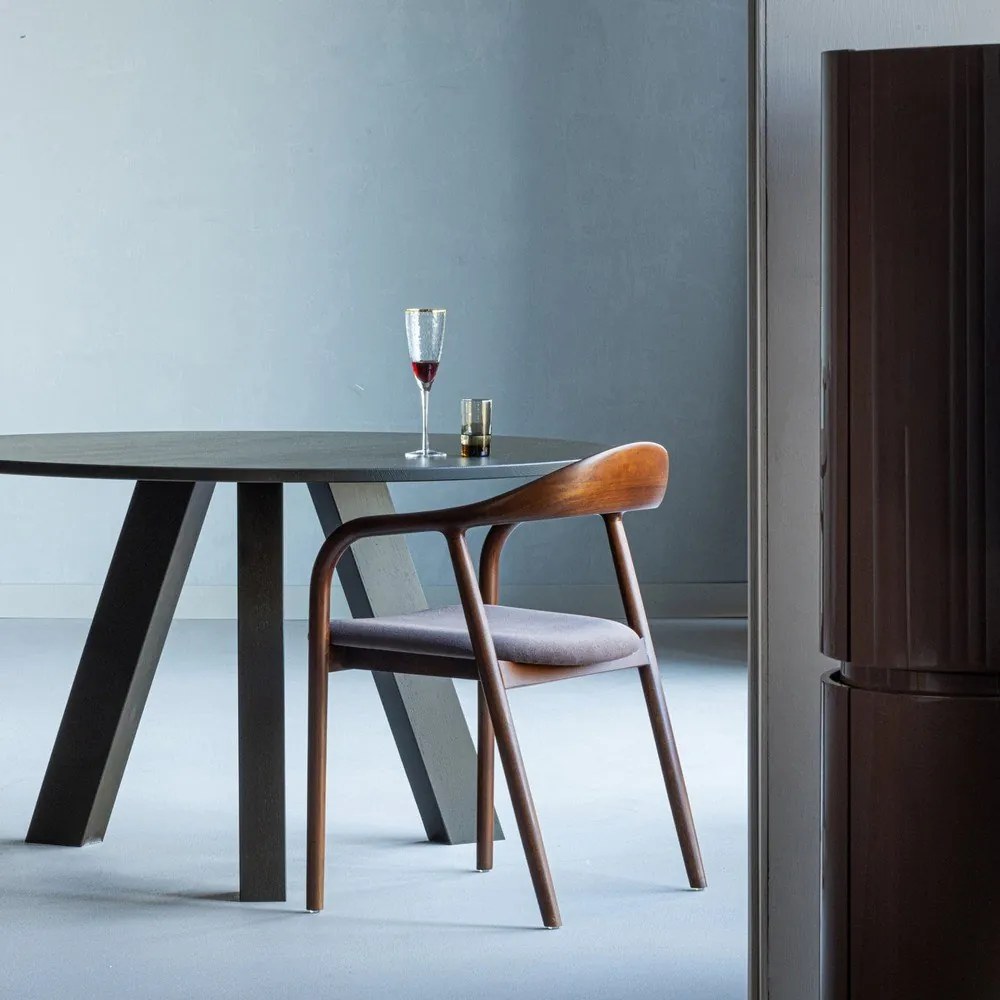 Masă de dining rotundă din lemn de stejar ø 129 cm Rhonda – WOOOD