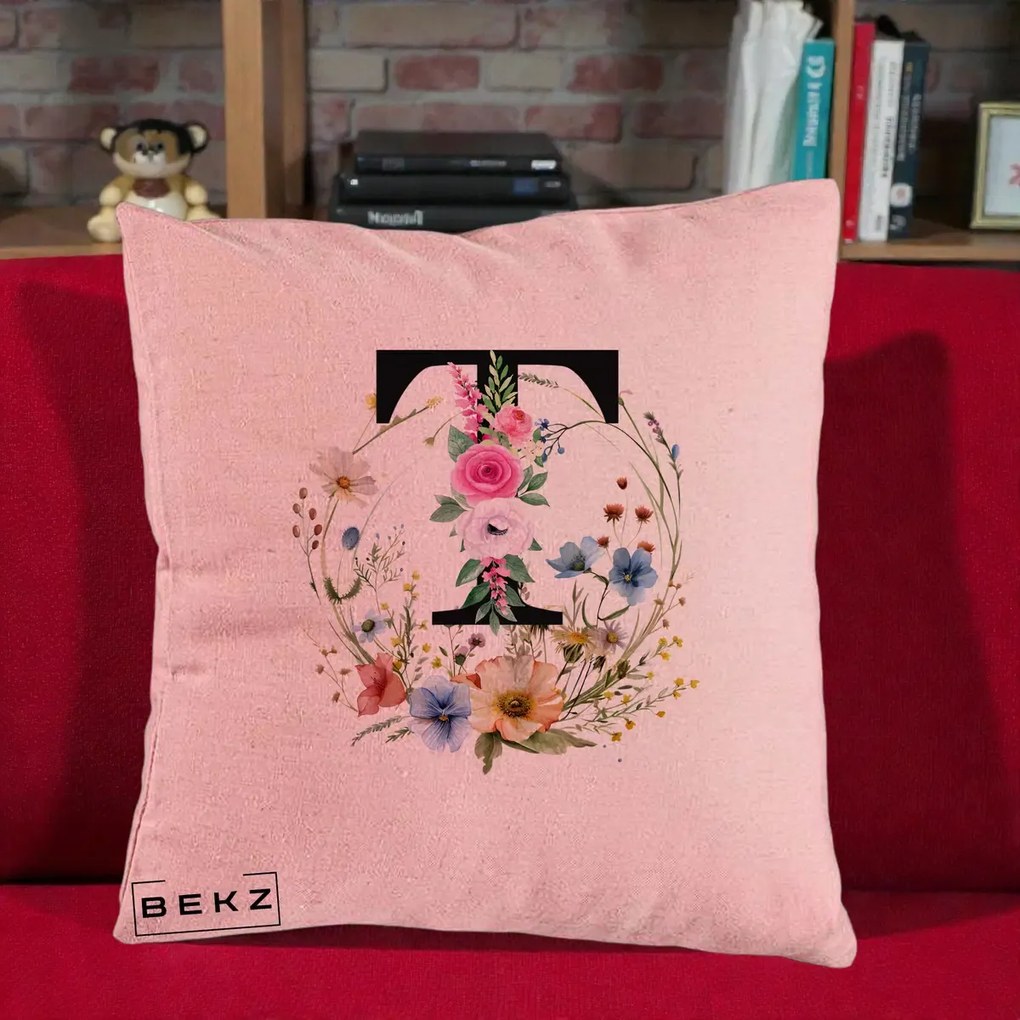 Cadou Personalizat - Perna Personalizata Monogram Litera T cu Flori Acuarela, 40x40 cm, Roz, Husa Detasabila, Perna Inclusa, BEKZ®