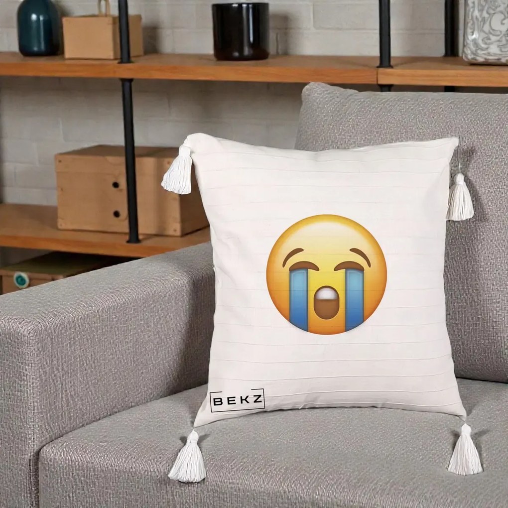 Perna Decorativa Emoji Plange, 40x40 cm, Bej cu Franjuri, Husa Detasabila, Perna Inclusa, BEKZ®