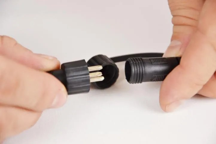 Controler diLED cu 8 efecte luminoase diferite și funcție de