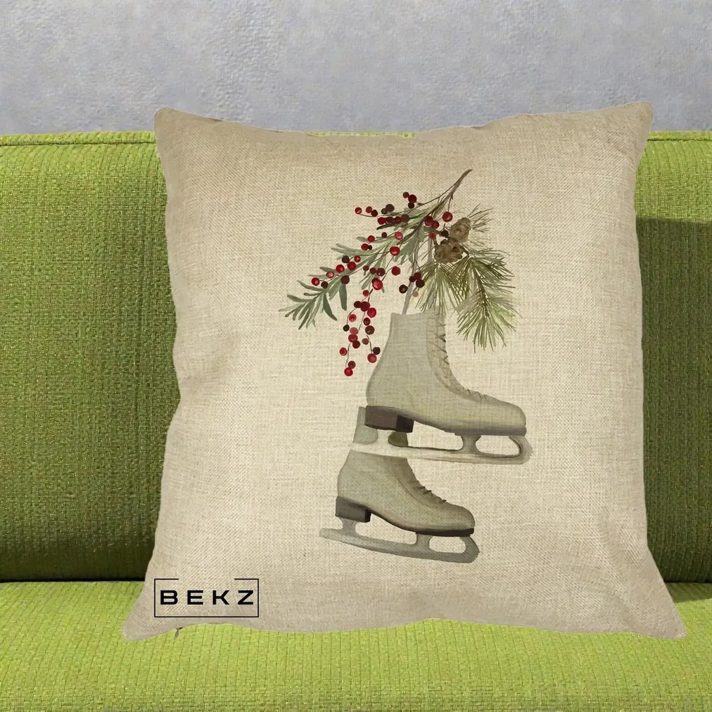 Perna Decorativa Patine cu Ramuri de Brad si Afine, 40x40 cm, Crem, Husa Detasabila, Perna Inclusa, BEKZ®