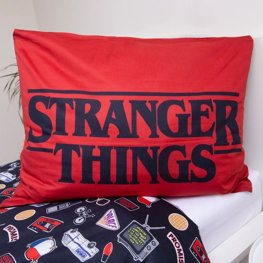 Lenjerie de pat pentru copii din bumbac pentru pat de o persoană 140x200 cm Stranger Things "Upside Down" – Jerry Fabrics