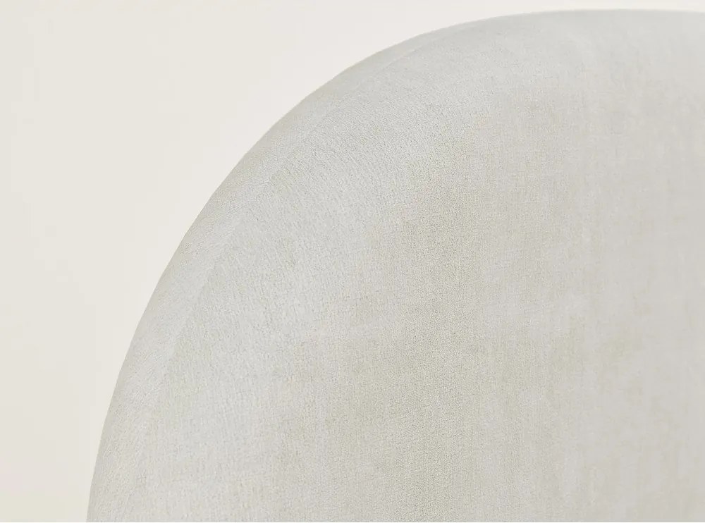 Pat matrimonial crem tapițat cu spațiu de depozitare cu somieră 180x200 cm Maumere – Maison de Rêve