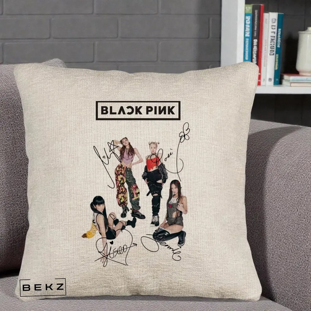Perna Personalizata K-pop BLACKPINK Fotografie Grup Autografe Toate Membre, 40x40 cm, Bej Canapea, Husa Detasabila, Perna Inclusa, BEKZ®