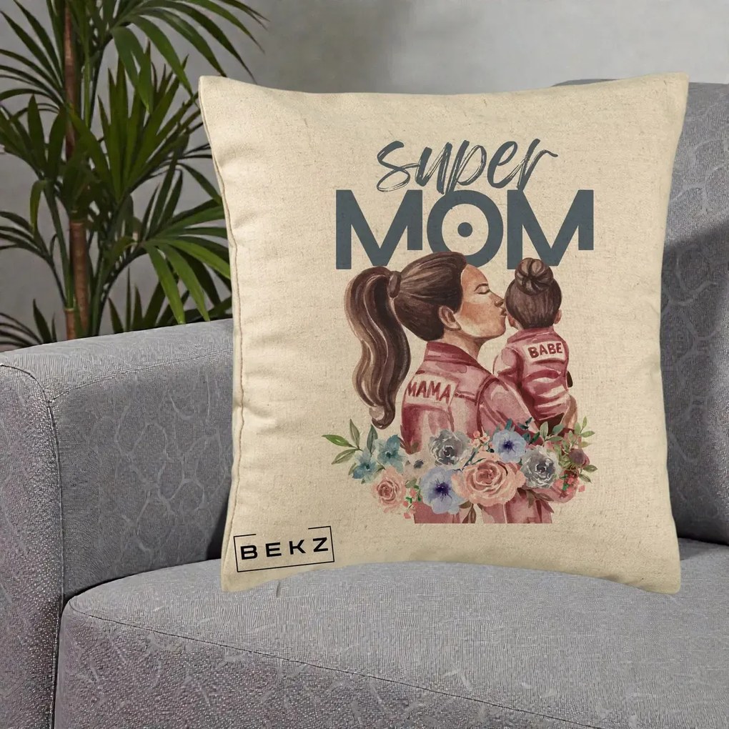 Cadou pentru Mama - Perna Personalizata Super Mom Mama cu Bebelusul, 40x40 cm, Bej, Husa Detasabila, Perna Inclusa, BEKZ®
