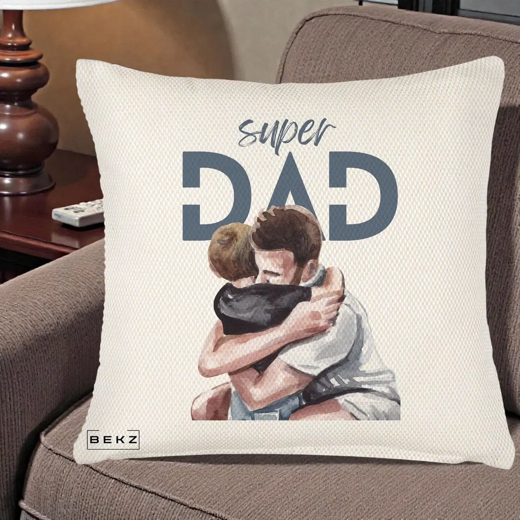 Cadou pentru Tata - Perna Personalizata Super Dad Tata si Fiu Imbratisare, 40x40 cm, Crem Reliefat, Husa Detasabila, Perna Inclusa, BEKZ®