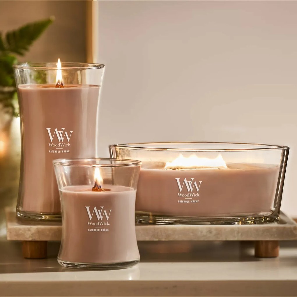 Lumânare parfumată Woodwick Patchouli Creme, 453 g