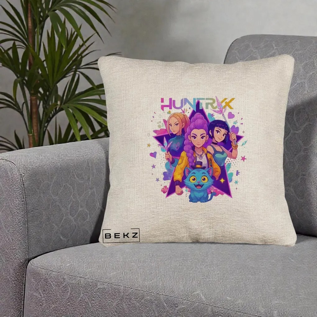 Perna Personalizata K-pop HUNTRX Trio cu Pisica Stele, 40x40 cm, Bej Canapea, Husa Detasabila, Perna Inclusa, BEKZ®
