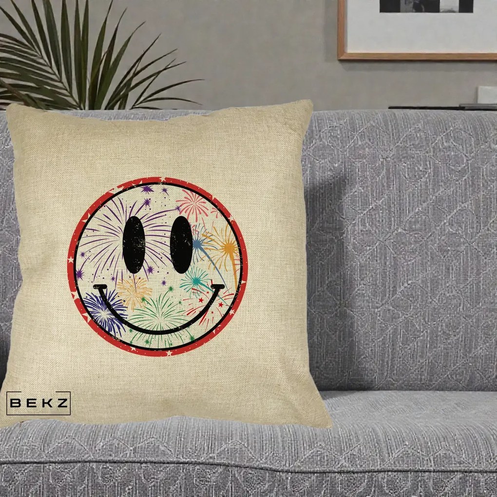 Perna decorativa Smiley Face cu Artificii Multicolore, 40x40 cm cu Umplutura, Crem, BEKZ