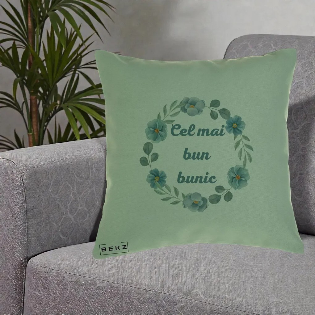 Cadou pentru Bunic - Perna Personalizata Cel Mai Bun Bunic Coronita Flori Albastre Teal, 40x40 cm, Verde, Husa Detasabila, Perna Inclusa, BEKZ®