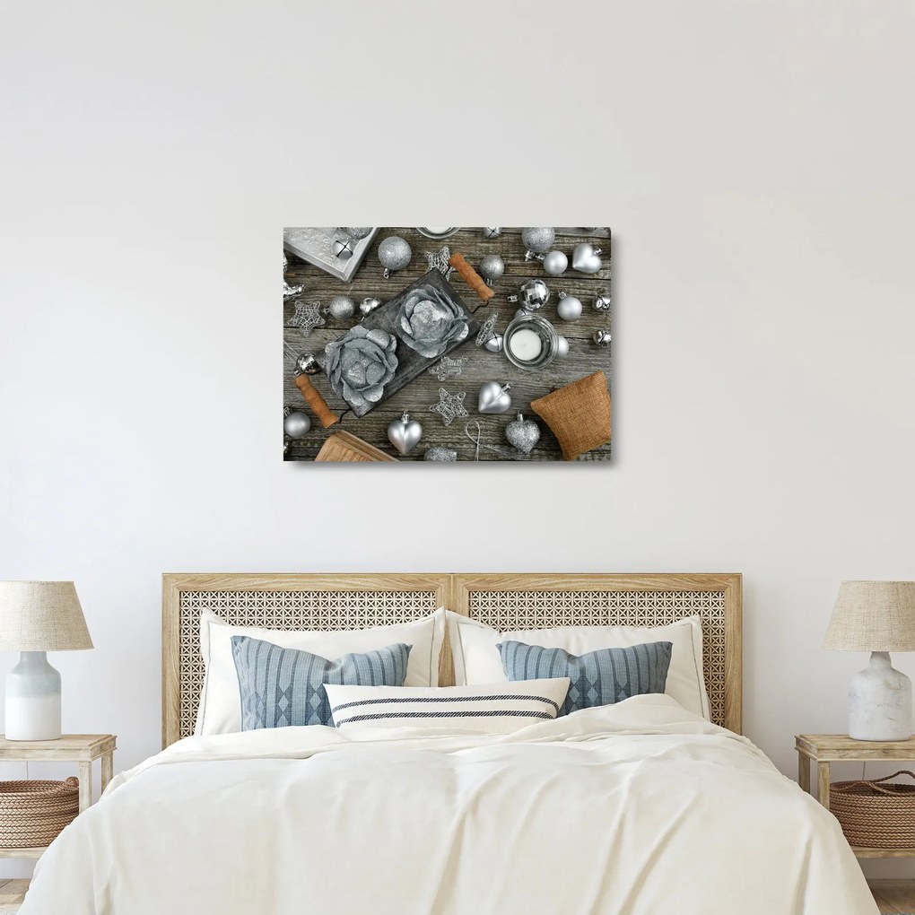 Tablou pe sticlă - decorațiuni argintii de Crăciun (70x50 cm)